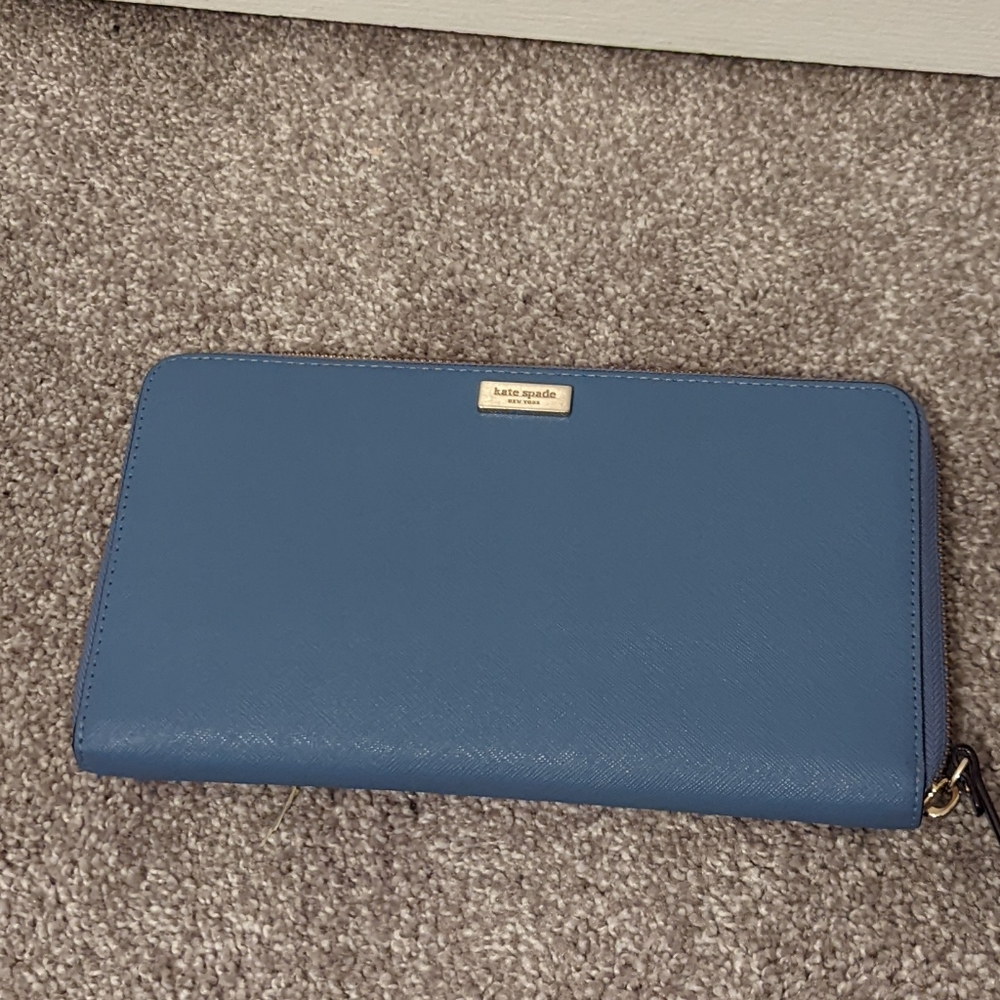 Kate Spade Travel wallet